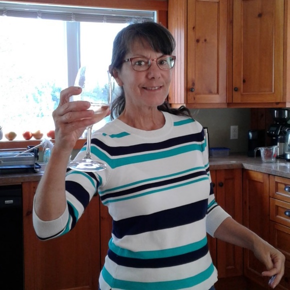 Meet your Posher, Carole - Picture 1 of 1